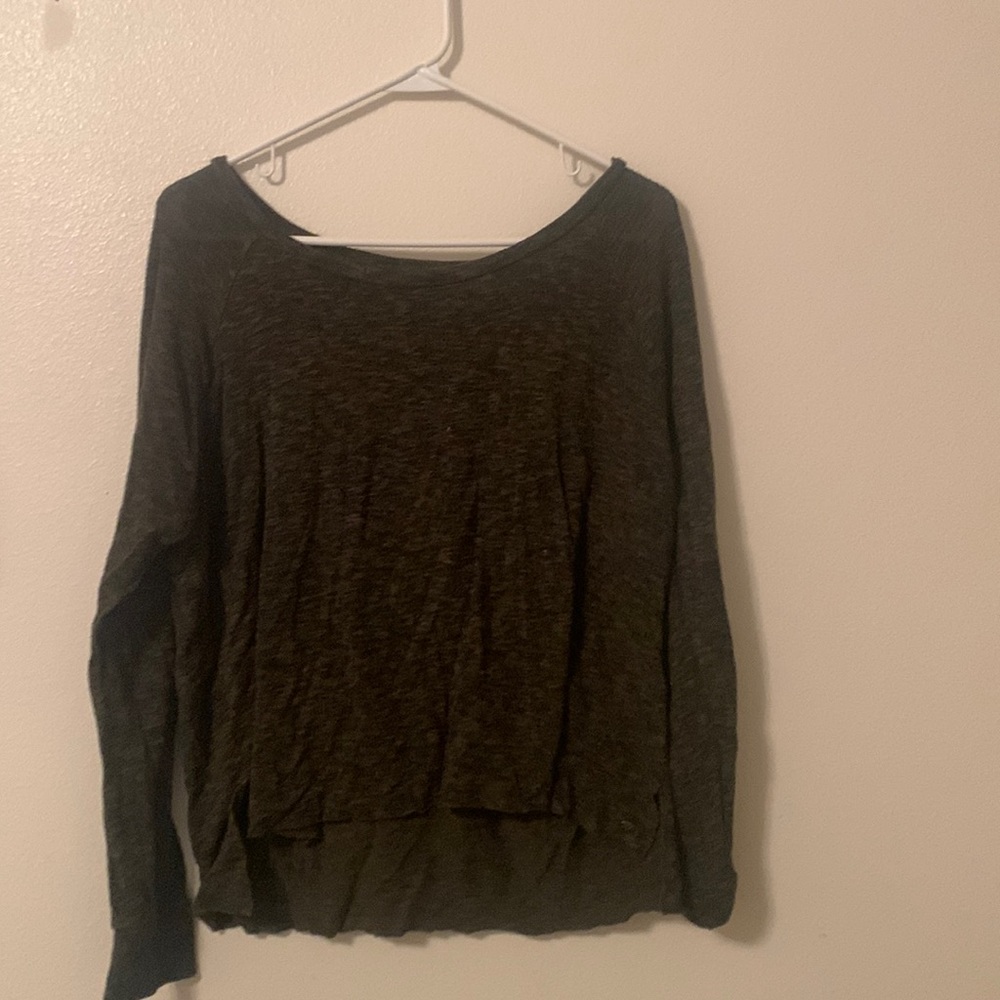 American eagle long sleeve dark green tee!!